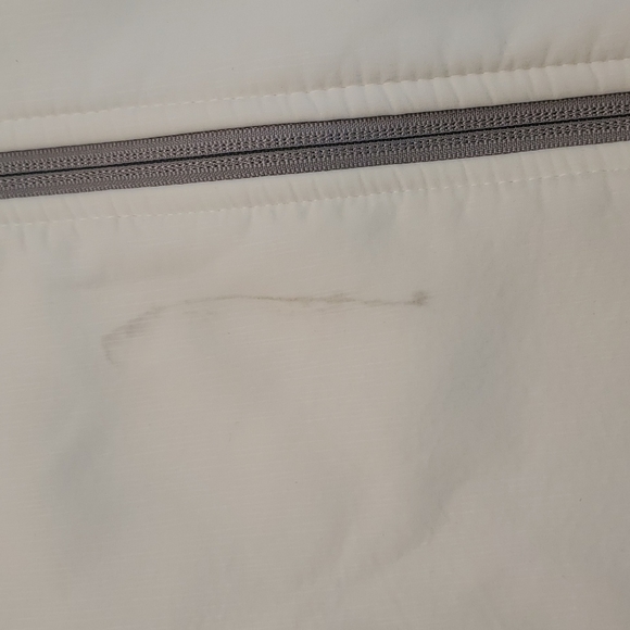 White jacket - Picture 8 of 9